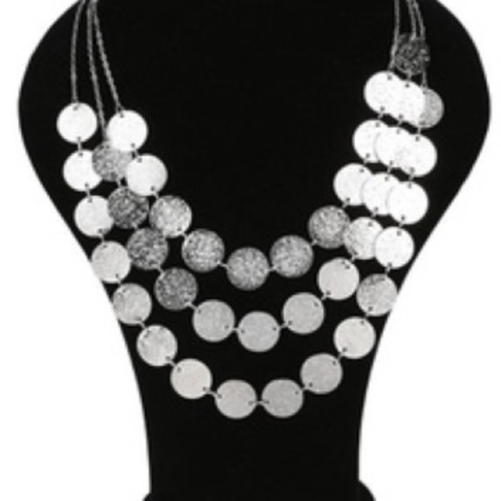 🌺 Coin Style Layer Necklace 🌺