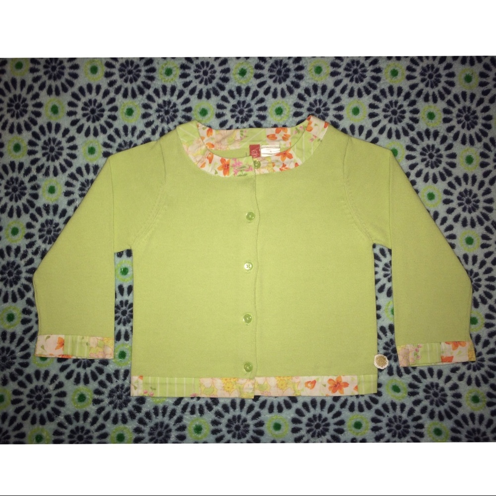 Like new size 3 green Gymboree girls cardigan.