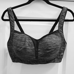 Lululemon Ta Ta Tamer Sports Bra