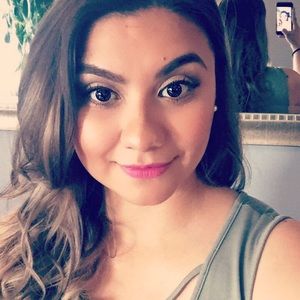 Meet your Posher, Sandra