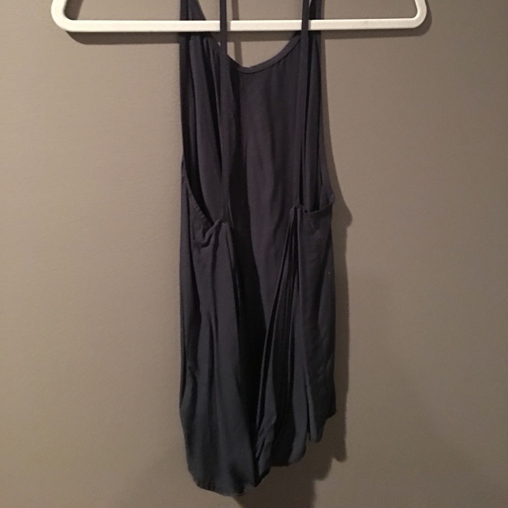 Open back - Picture 2 of 2