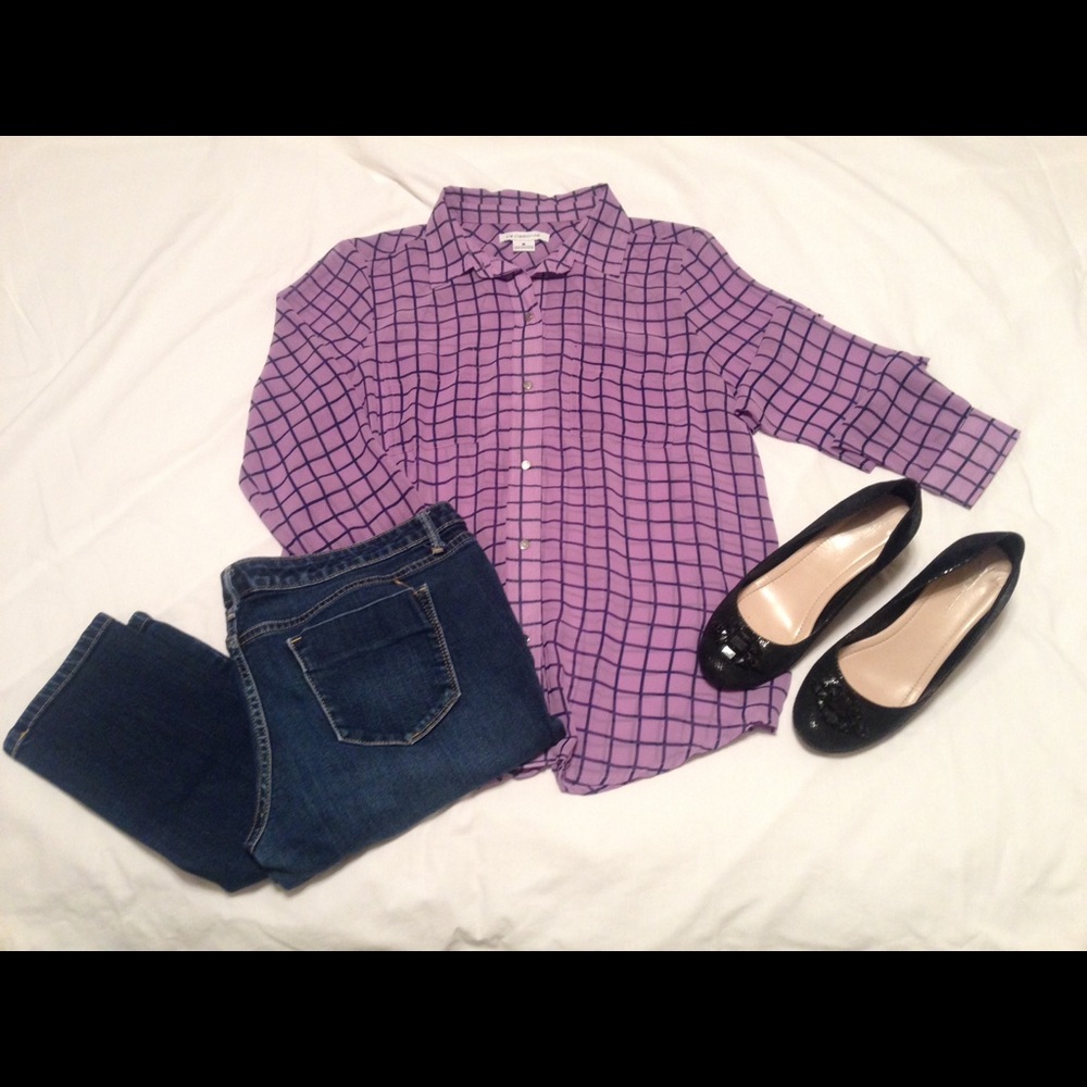 Liz Claiborne Lavender & Navy Blouse