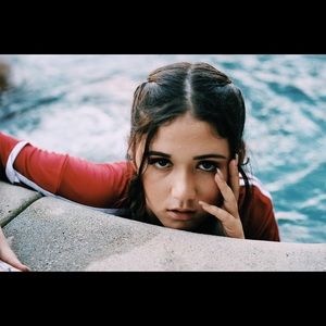 Meet your Posher, Ally