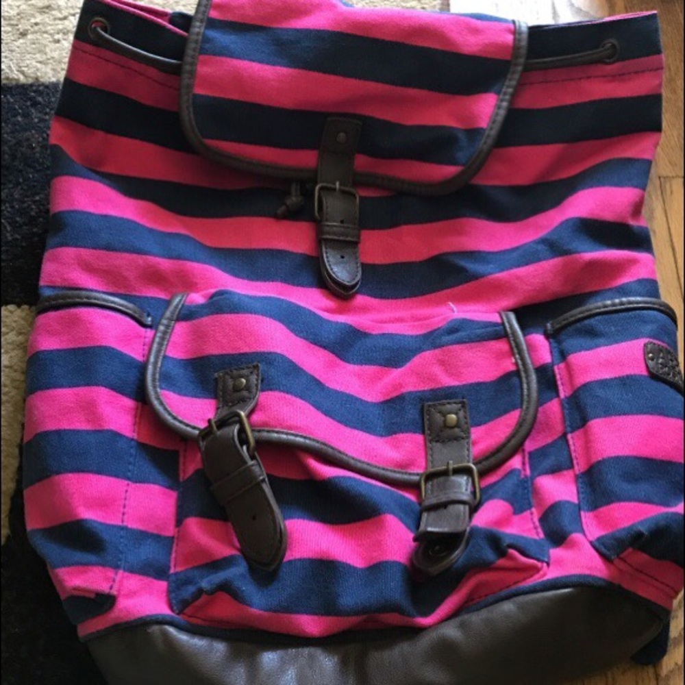 Aero book bag