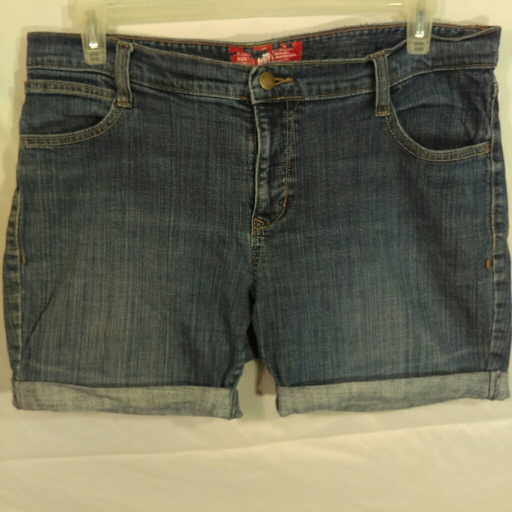 Quality Jeans denim short size 15/16