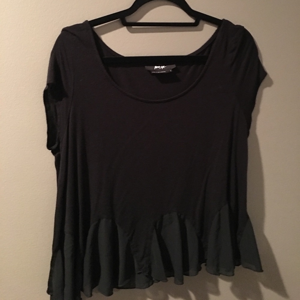 Tee