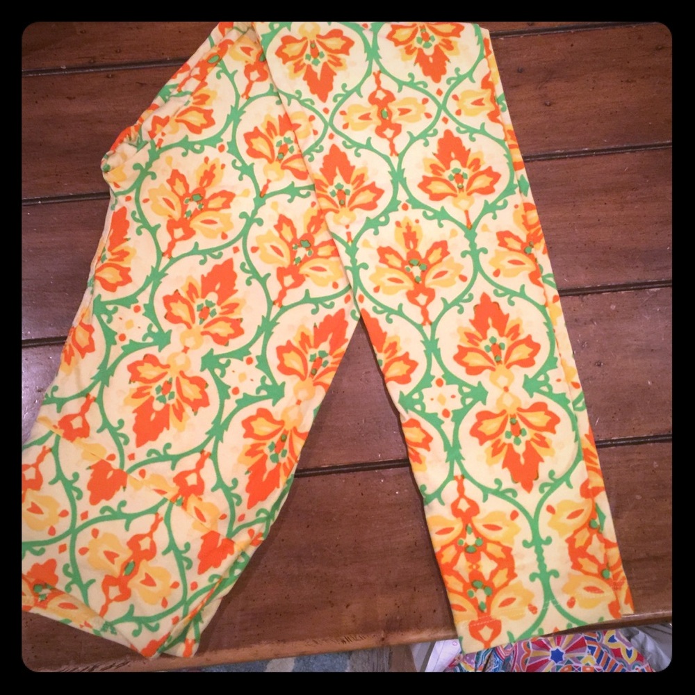 Lularoe OS Leggings.