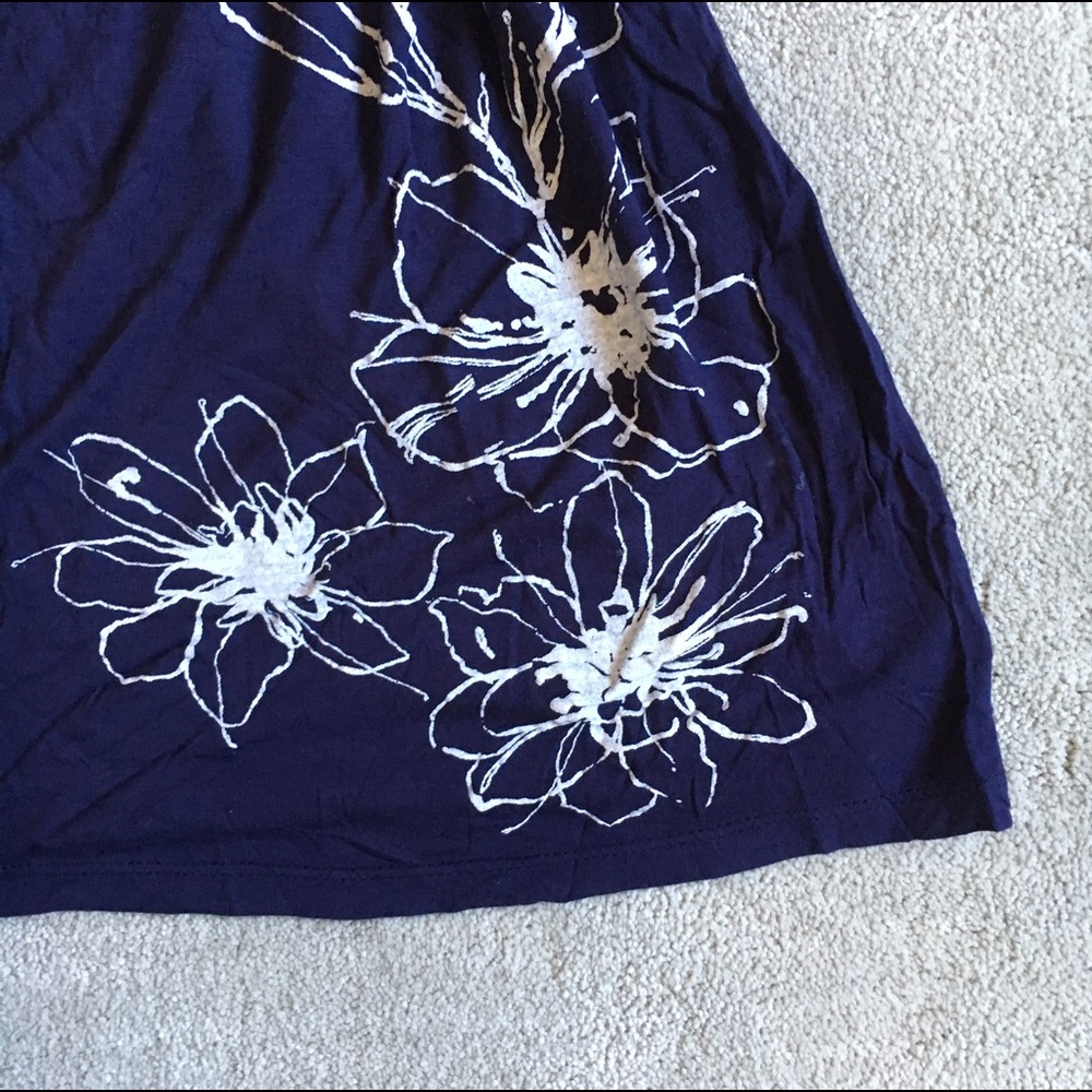 🌺 Flowery Summer Dress - Picture 3 of 3