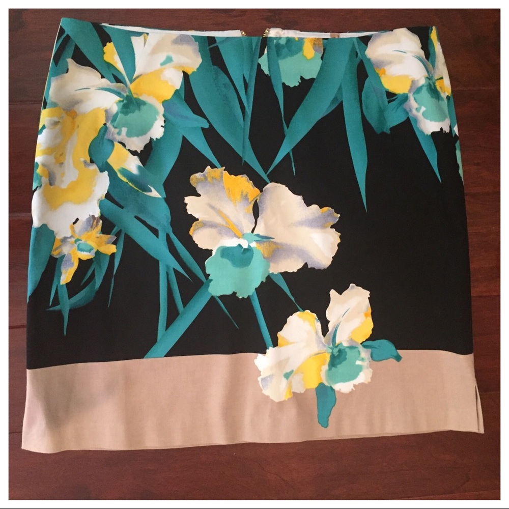 Tahari Floral Skirt