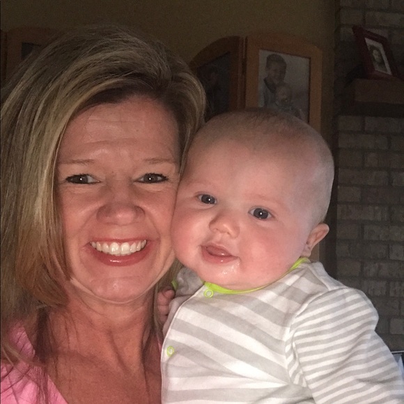 Meet your Posher, Candi - Picture 1 of 1