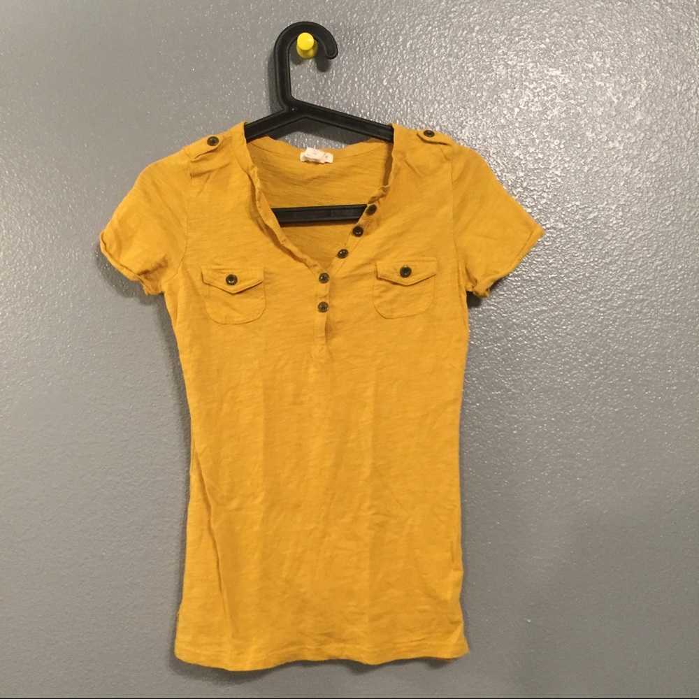 Yellow Short Sleeved Top With Buttons and Pockets