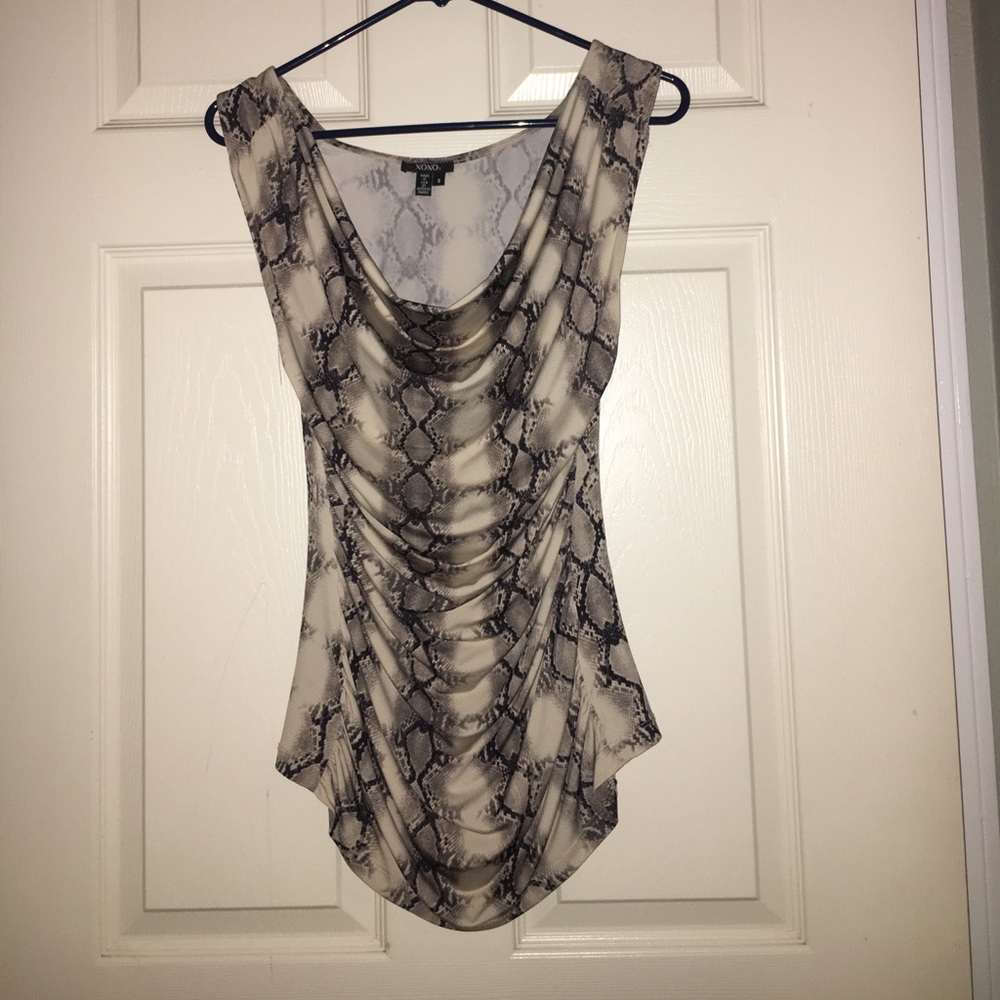 Snake print top