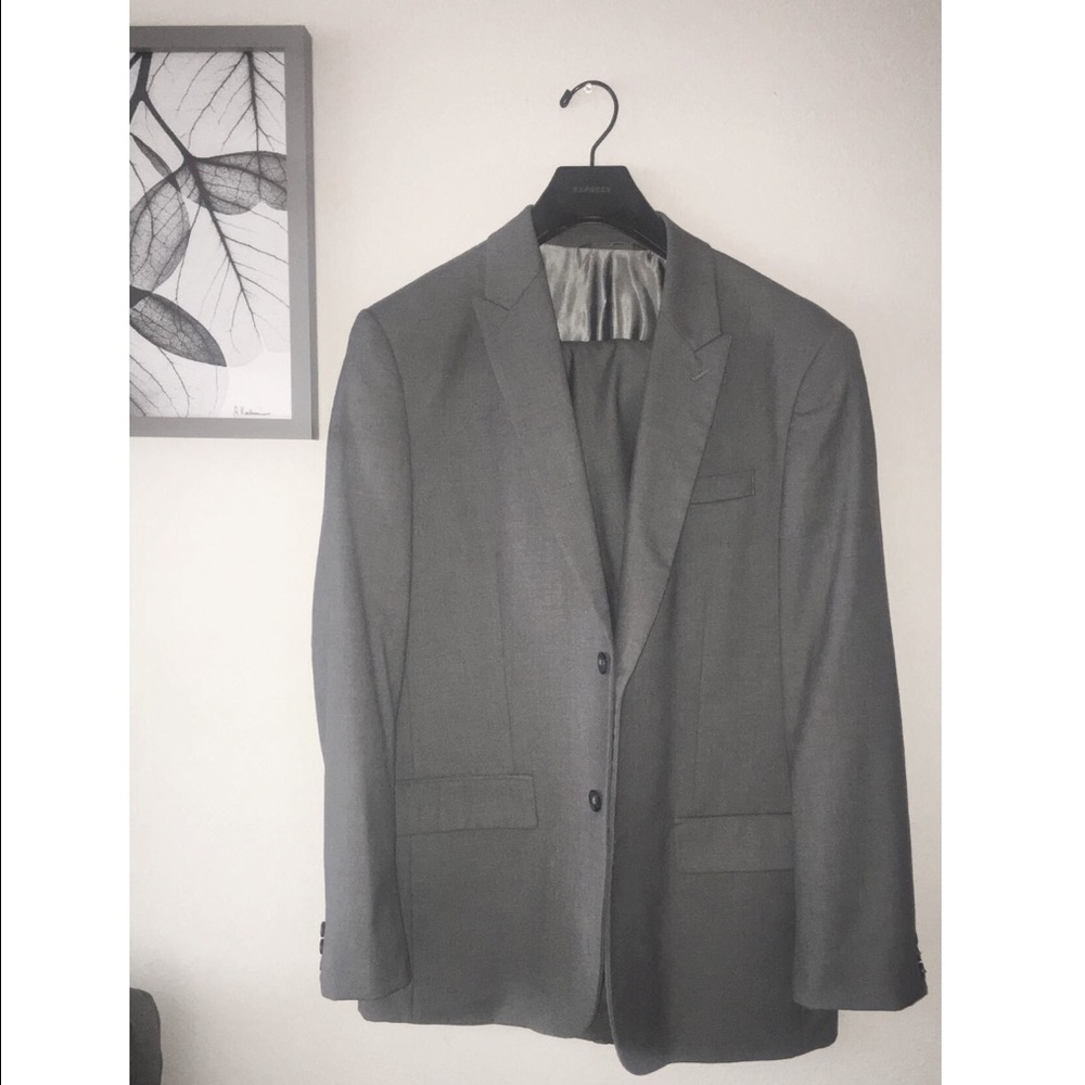 Perry Ellis Slim Fit Suit