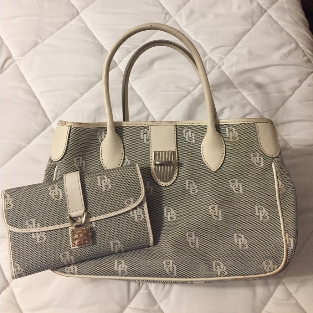 Dooney & Bourke handbag and wallet set