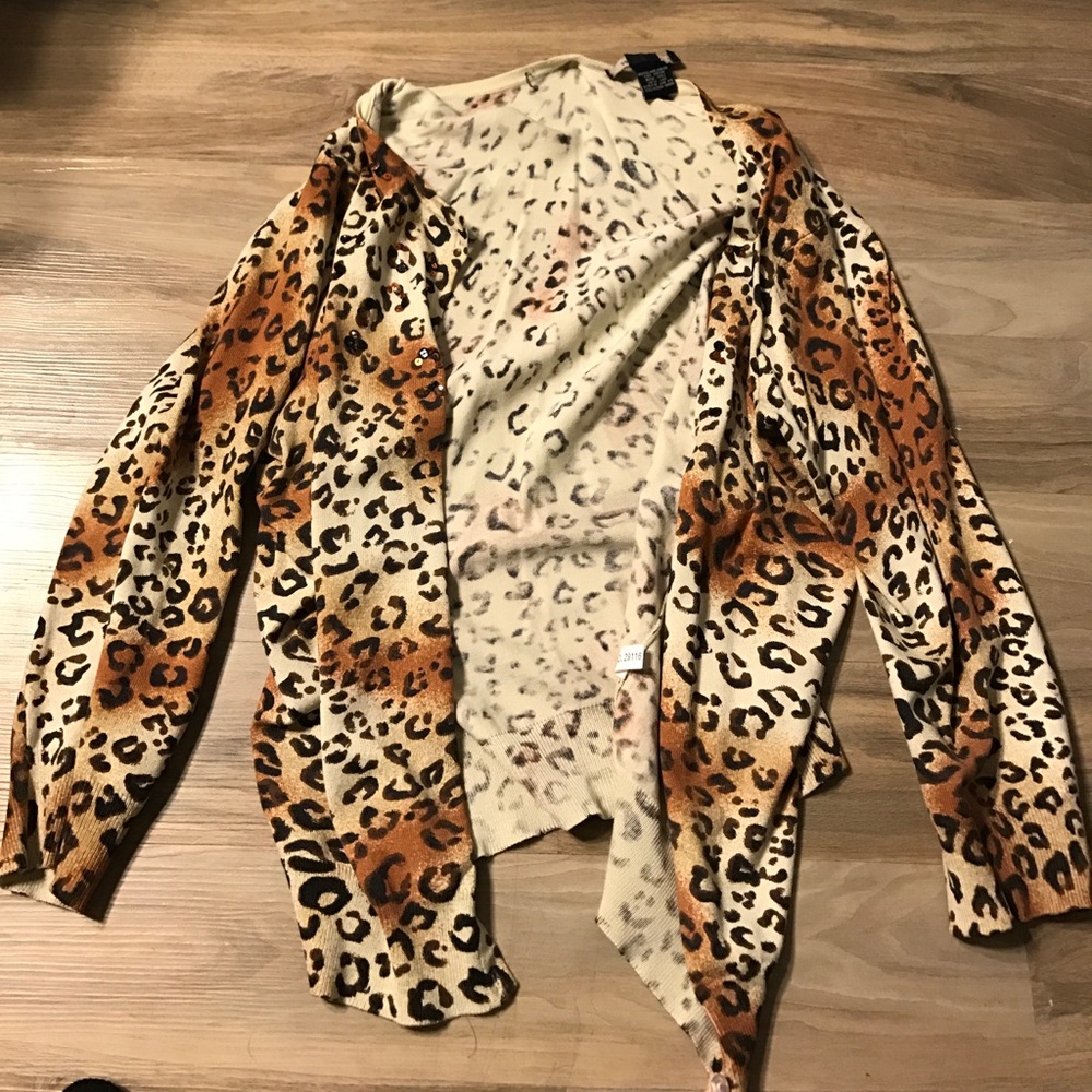 Top animal print