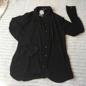 CLOSET CLOSING! Black blouse with gold details