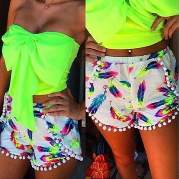 CLEAROUT FINAL SALE!!!!! New Tassel Shorts - Picture 3 of 3