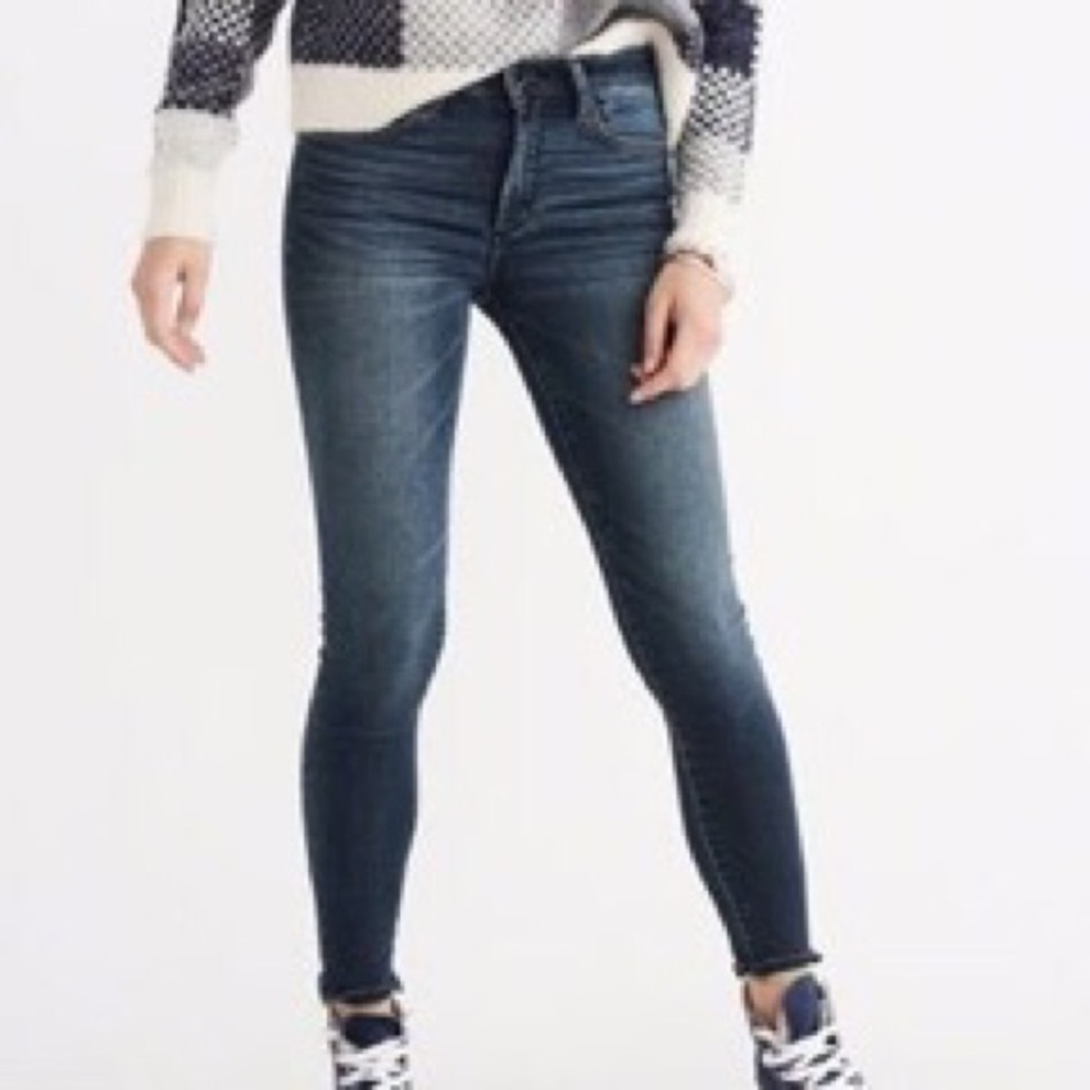 Abercrombie High Waisted Jeans