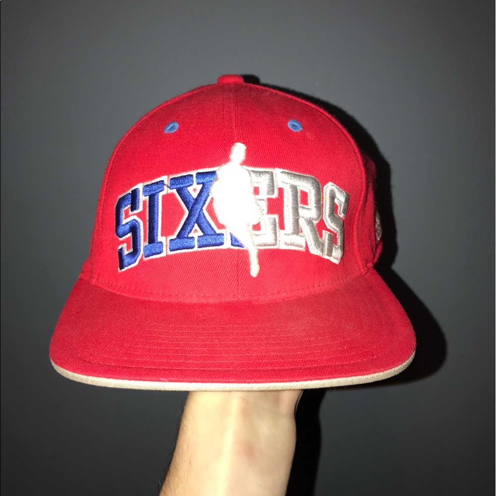 Philadelphia 76ers hat