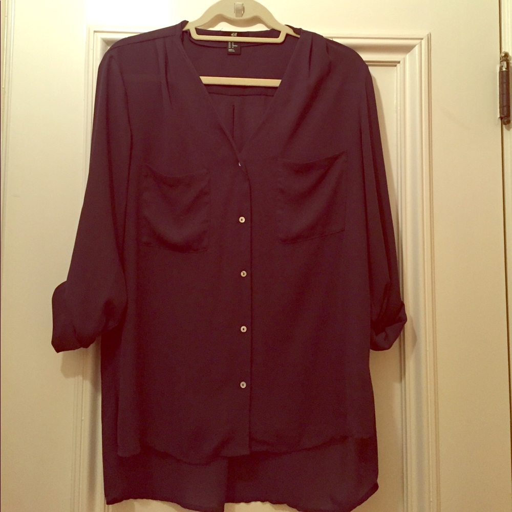 H&M Black bottom down Blouse.