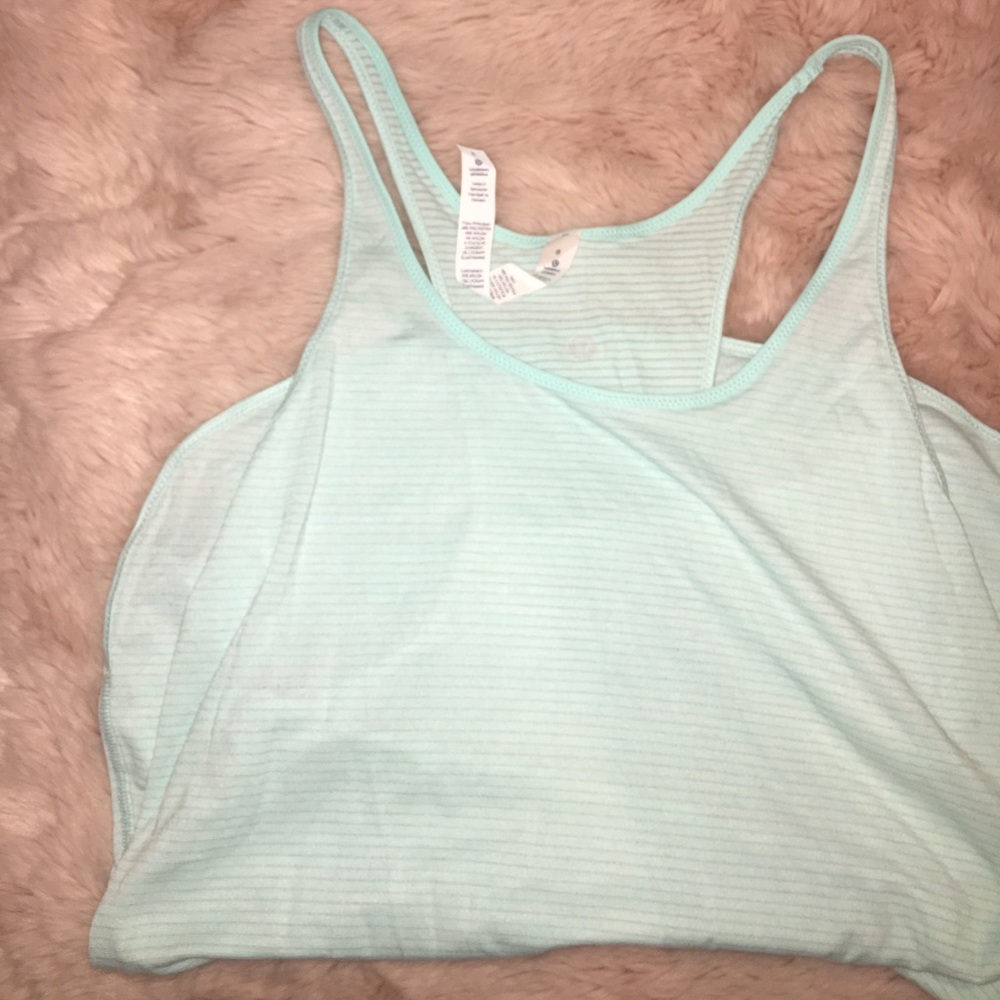🌹LULULEMON tank