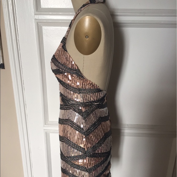 Bling Bling Dress - Picture 4 of 12