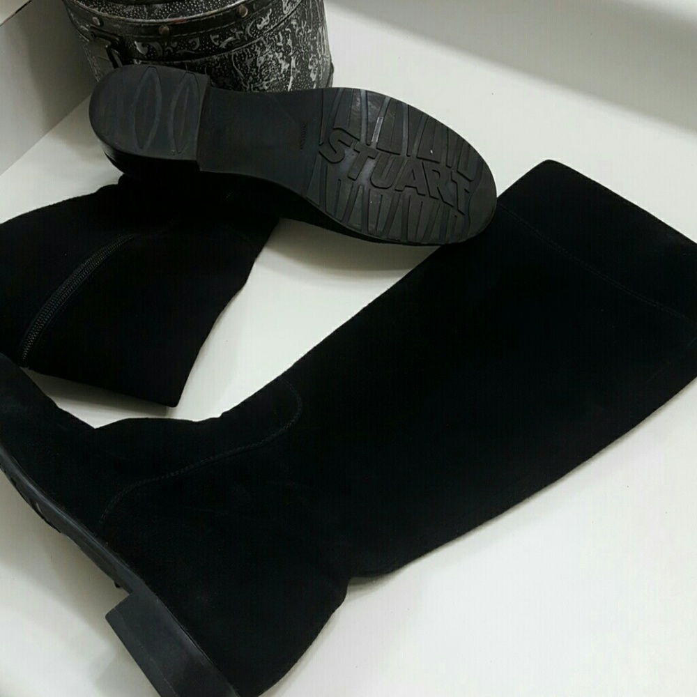 Boots - Picture 3 of 4