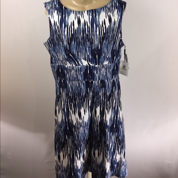 Calvin Klein Dresses & Skirts - NWT Calvin Klein sleeveless dress