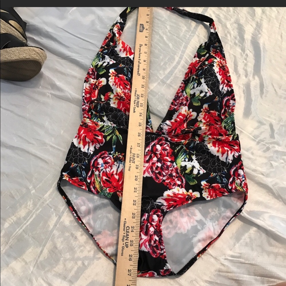 Sexy On Piece Monokini Plunging Front Open Back - Picture 4 of 4