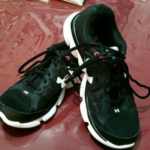 Under Armour Woman Shoes