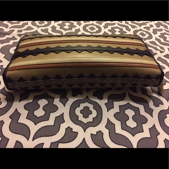 ποΈ Sale ποΈ Tory Burch Wallet - Picture 4 of 7