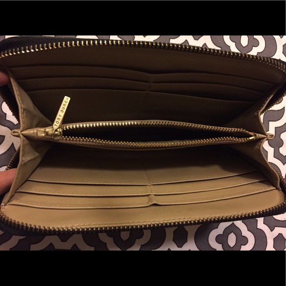 ποΈ Sale ποΈ Tory Burch Wallet - Picture 6 of 7