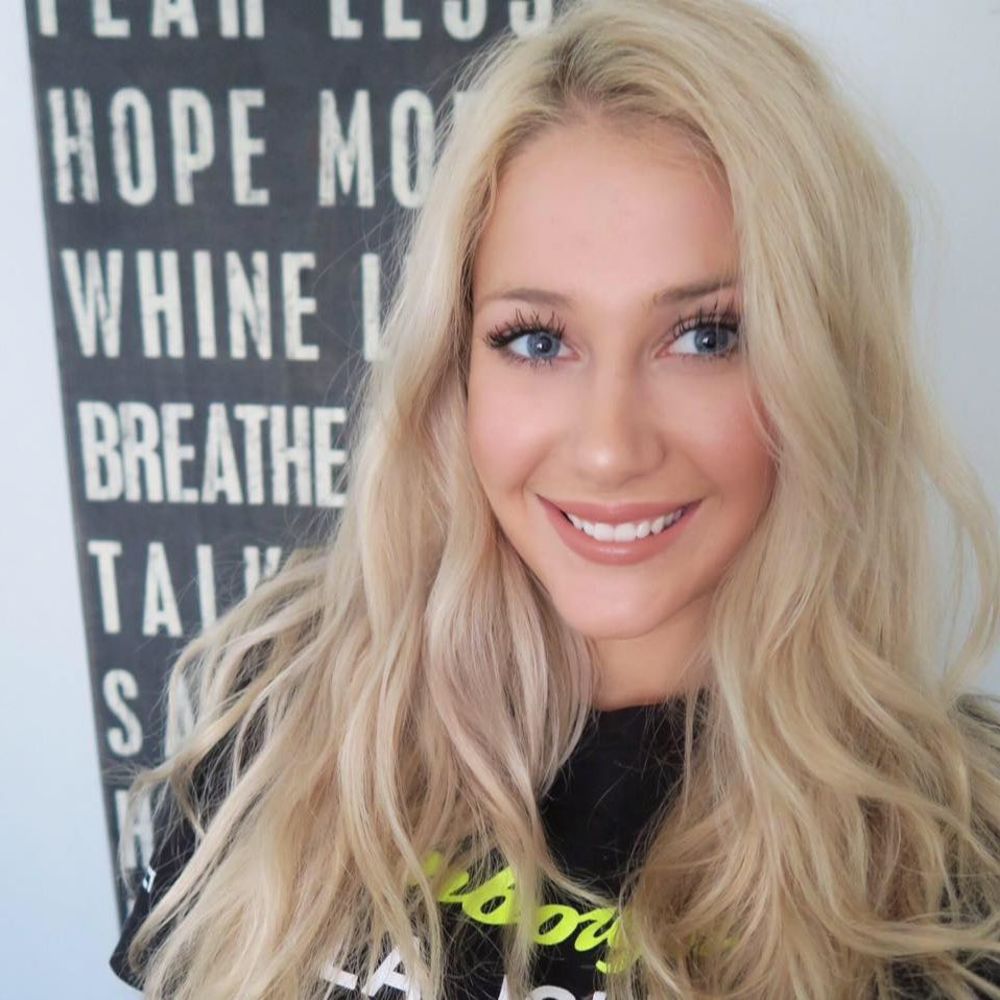 Meet your Posher, Carly