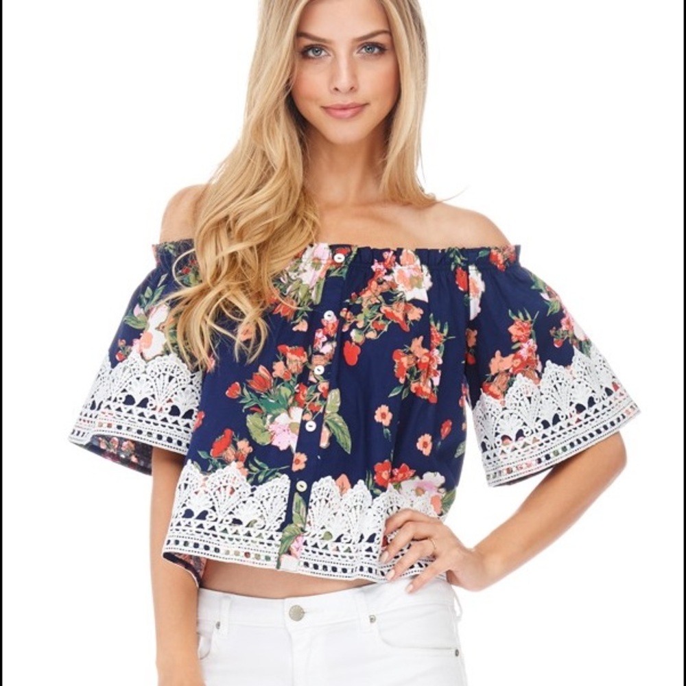 Reduced! 🌷 Blue floral off shoulder top