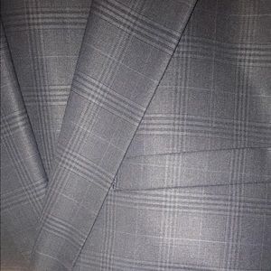 Express Photographer Fitted Suit