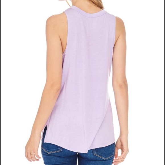 🌷 Black Sleeveless lace up top - Picture 4 of 5