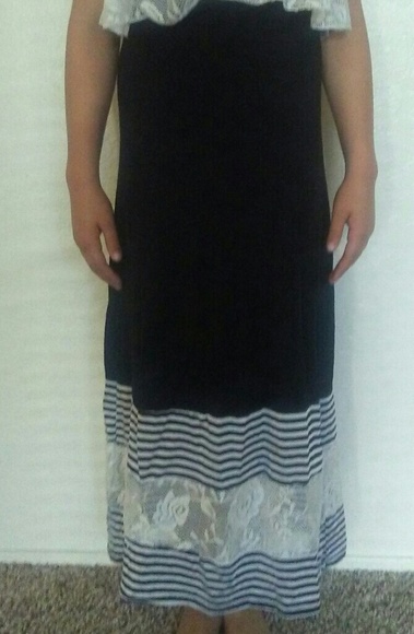 Dress - Picture 2 of 3