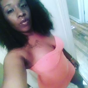 Meet your Posher, Meka