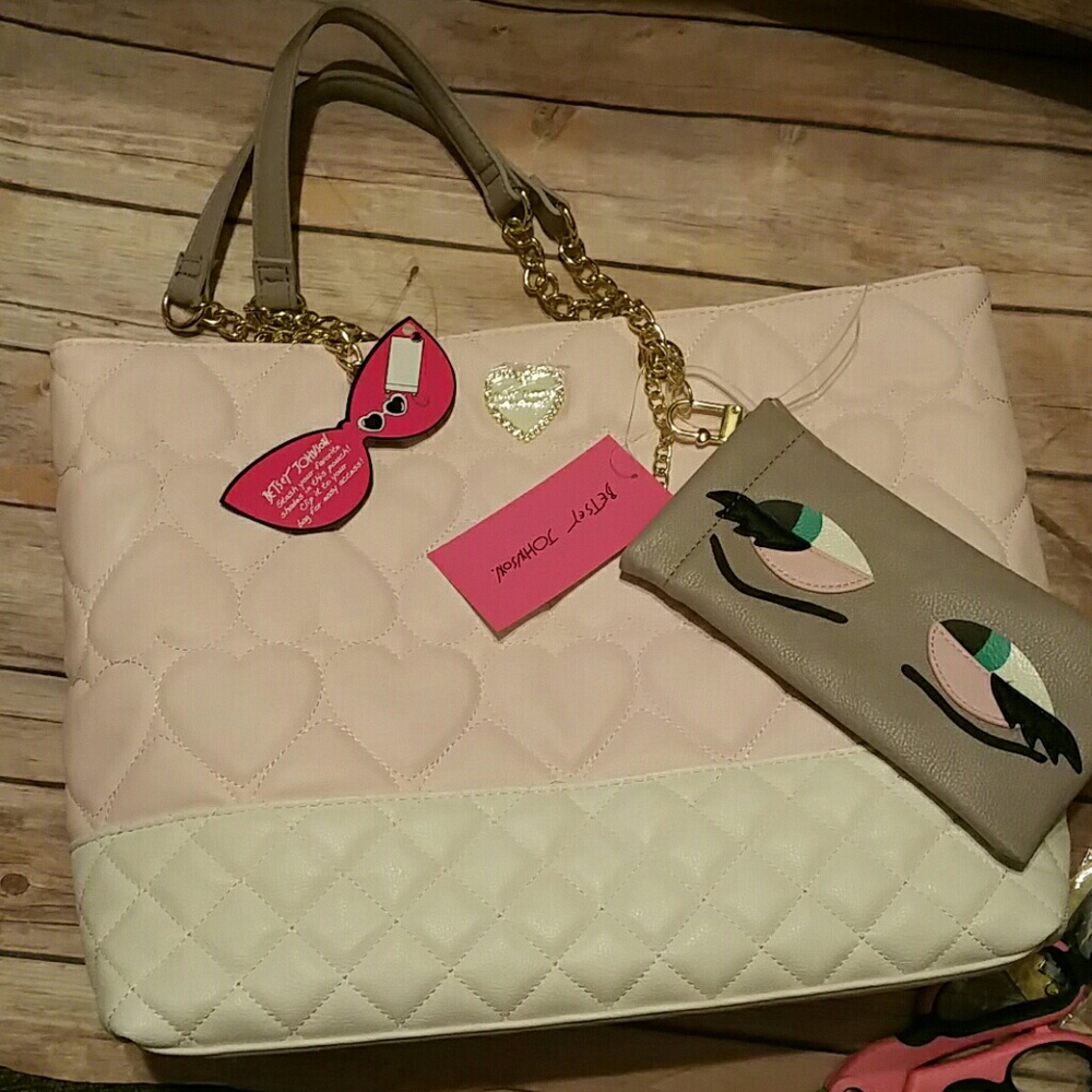 NWT BETSEY JOHNSON BLUSH 2PC LARGE PURSE - Picture 1 of 4