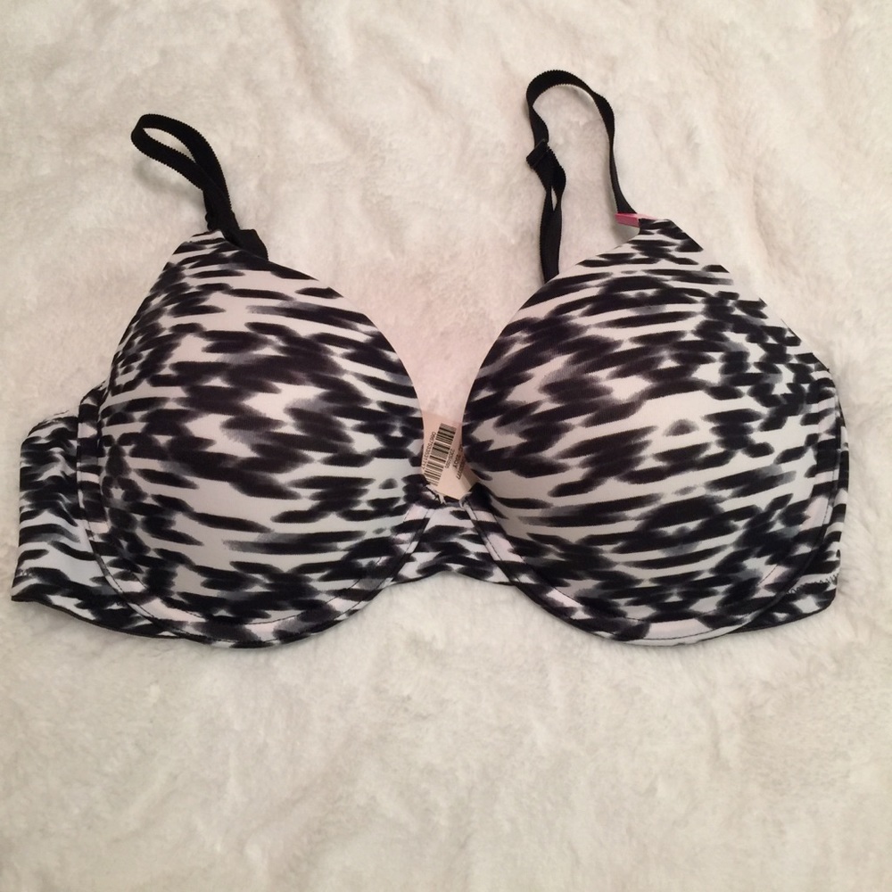 Victoria's Secret PINK wear everywhere push up bra