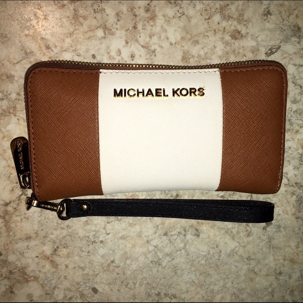 Michael Kors wallet