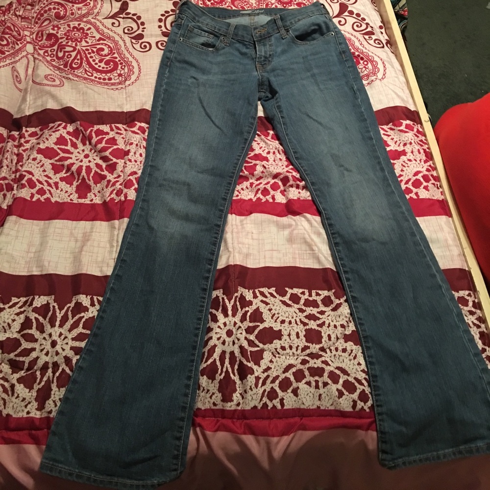 Jeans
