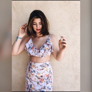 Two piece floral set🌟🌸