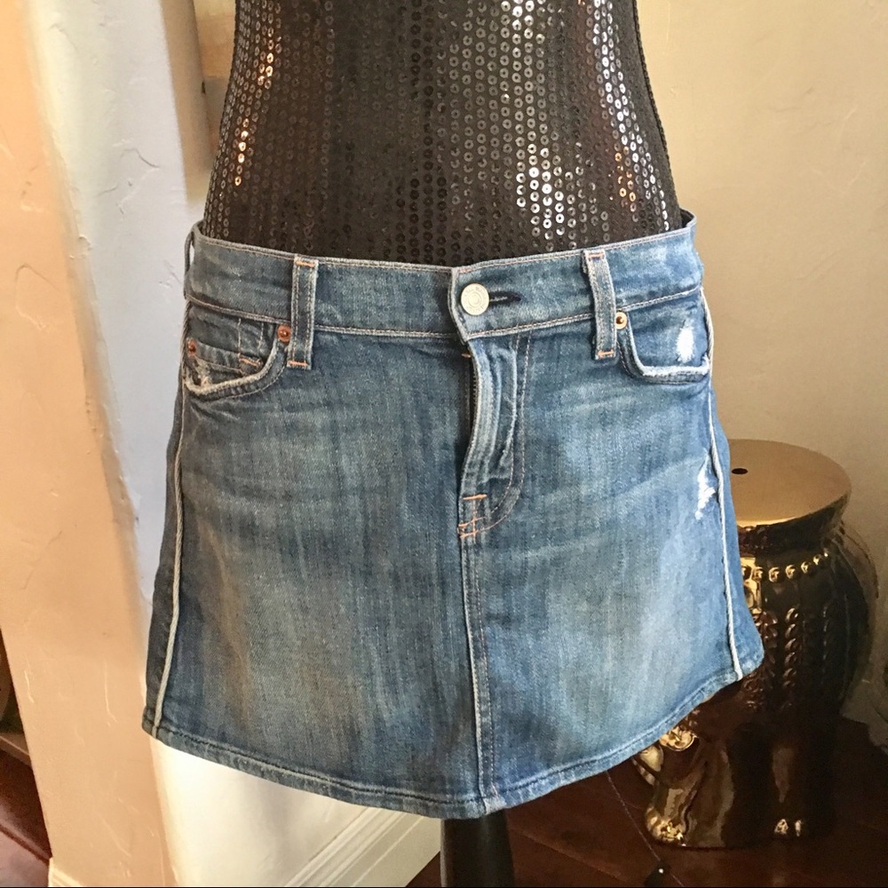 Seven7 jean mini skirt size 29, great condition