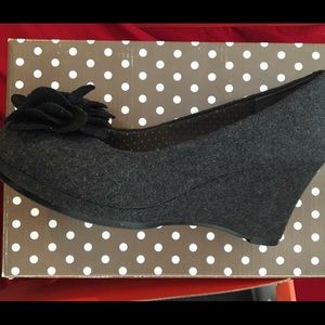 Lindsay Phillips flannel wedge