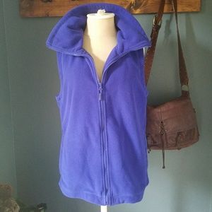 Core sleeveless fleece jacket workout