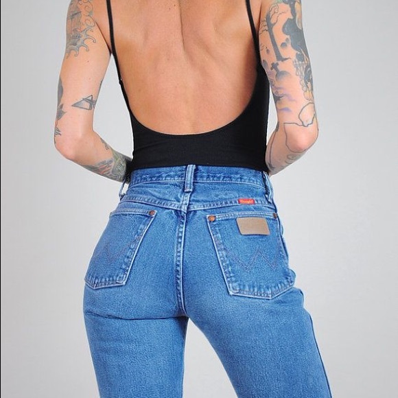 Vintage Denim - Vintage Raw Hem High Waisted Wrangler Jeans