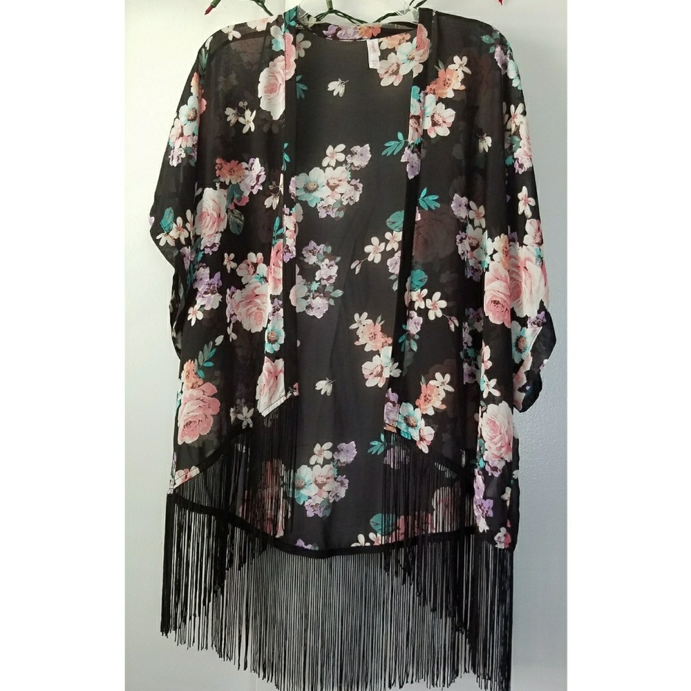 Beautiful floral kimono!