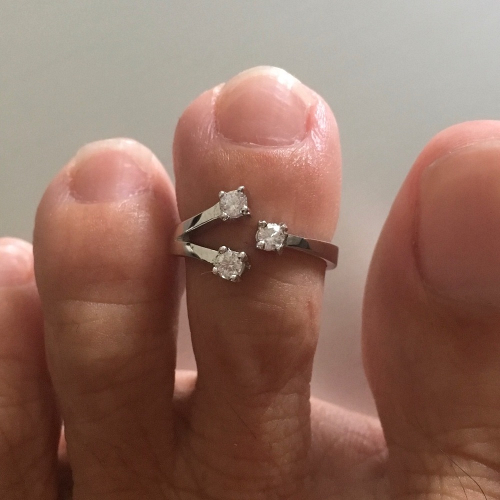 Sterling Silver CZ Toe Ring - Picture 1 of 4