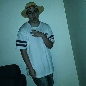 Meet your Posher, Carlos